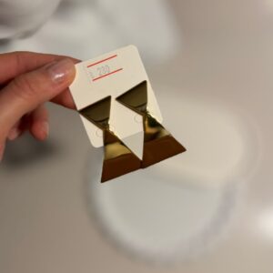 kahve detaylı kum saati küpe