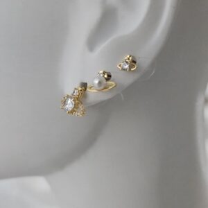 gezegen temalı taş ve inci detaylı küpe seti