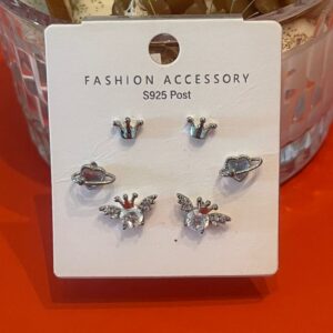 6'lı gümüş ve gold renklerde taç detaylı çelik küpe