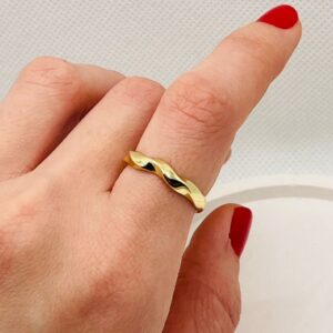 Dalga detaylı gold yüzük