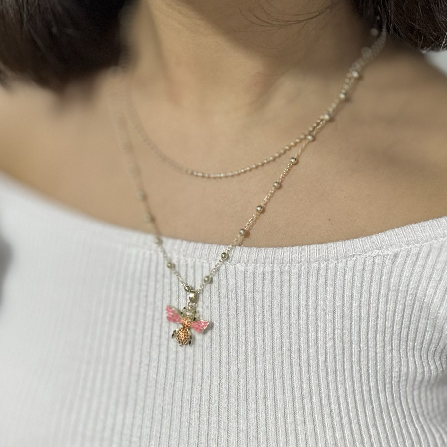 Pembe arı figürlü gold kolye