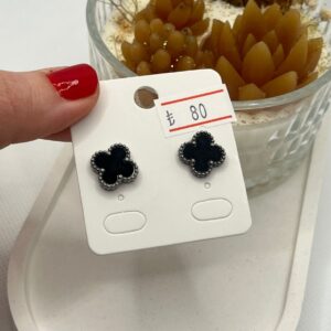 kenarı gümüş renk siyah yonca küpe