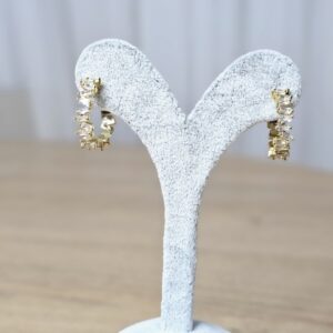 asimetrik taşlı su yolu halka küpe