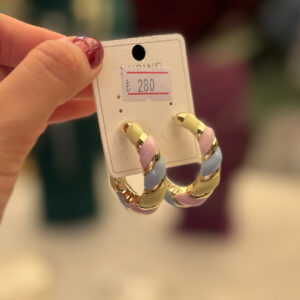 Pastel renkli gold detaylı halka küpe